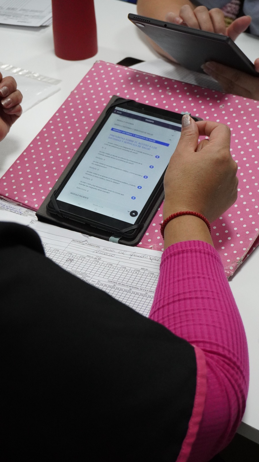 Provincia realiza en Trelew prueba piloto de una aplicación para fortalecer el trabajo de salud en terreno