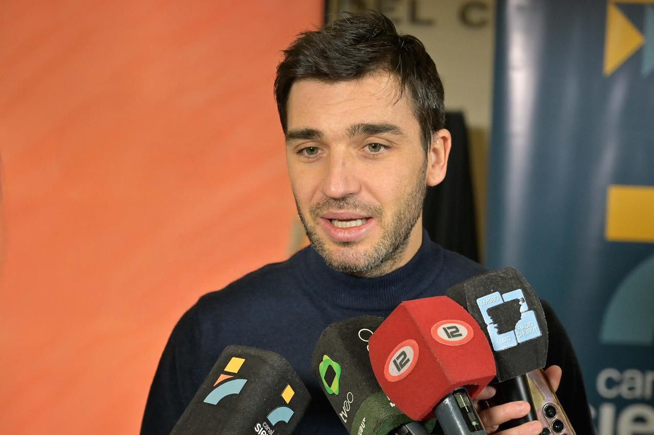Torres firmó el contrato para ejecutar el nuevo Conducto Pluvial de Descarga al Mar en Comodoro Rivadavia