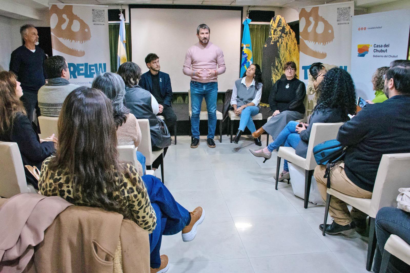*El Gobierno Provincial y el Entretur realizaron acciones de promoción turística en Buenos Aires* *El Gobierno Provincial y el Entretur realizaron acciones de promoción turística en Buenos Aires*
