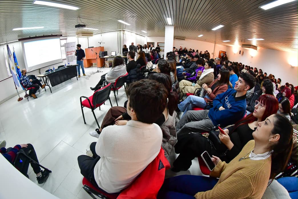 *“Impulso Joven”: Provincia puso en marcha un programa orientado a potenciar las habilidades personales y profesionales de la juventud* *“Impulso Joven”: Provincia puso en marcha un programa orientado a potenciar las habilidades personales y profesionales de la juventud*